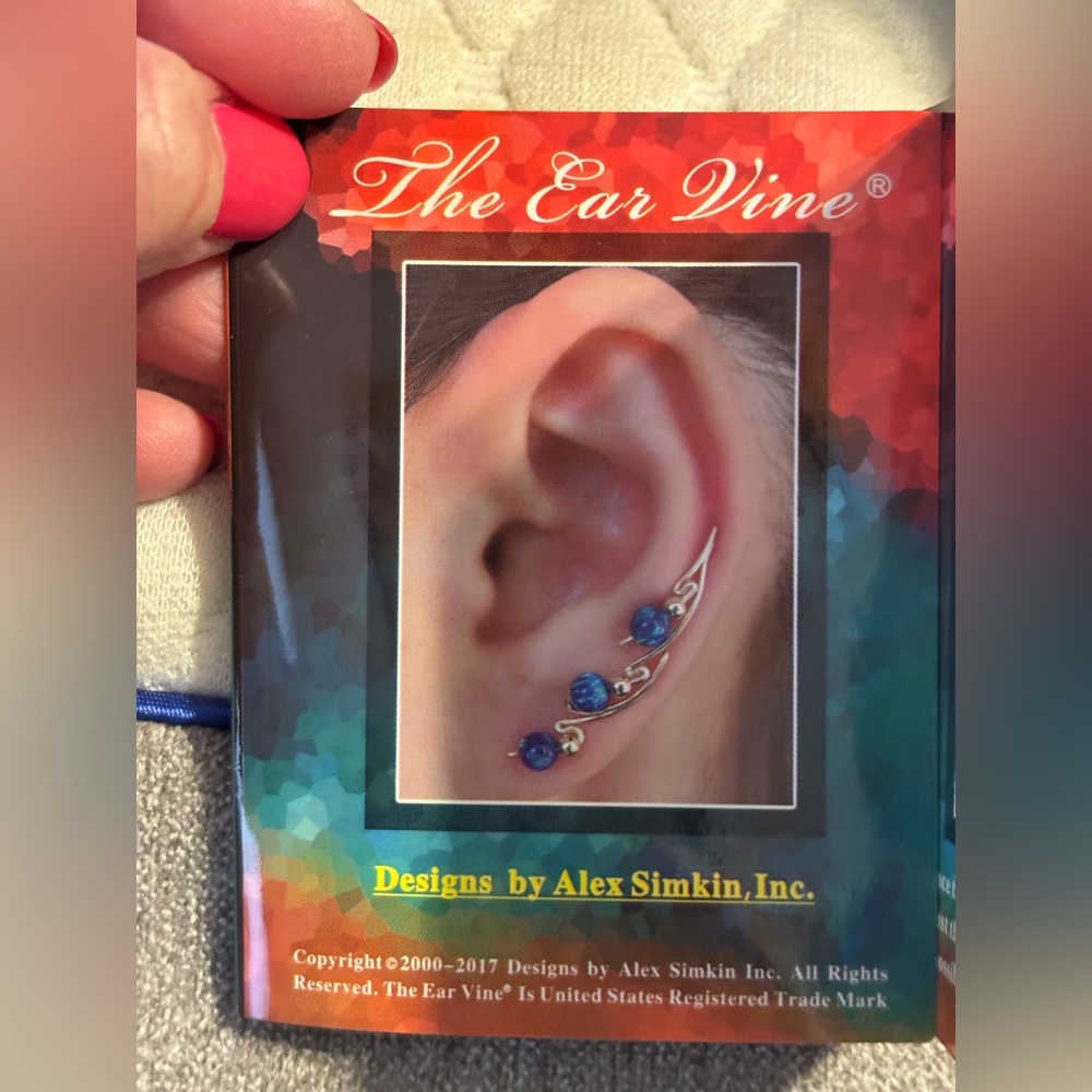 The Ear Vines‎ - Picture 2 of 3